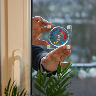Universaalne termomeeter hügromeetriga, läbipaistev, isekleepuv (-50 °C kuni +50 °C) – photo 4