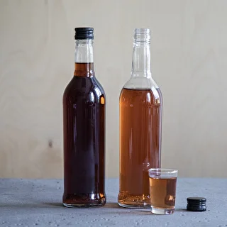 Pudel 500 ml, saleda kujuga, musta kruvikorgiga, viina jaoks, 6 tk. – photo 9