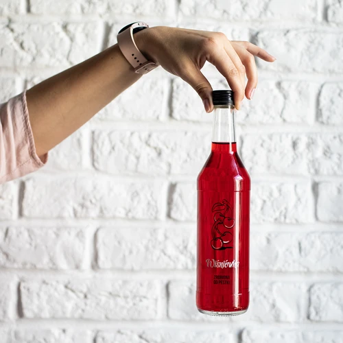 0,5 l pudel keeratava korgi ja Wiśniówka-trükiga - 4 tk. - 8