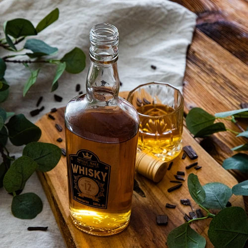 500 ml pudel keeratava korgi ja 2-värvilise Whisky-trükiga - 4 tk - 11