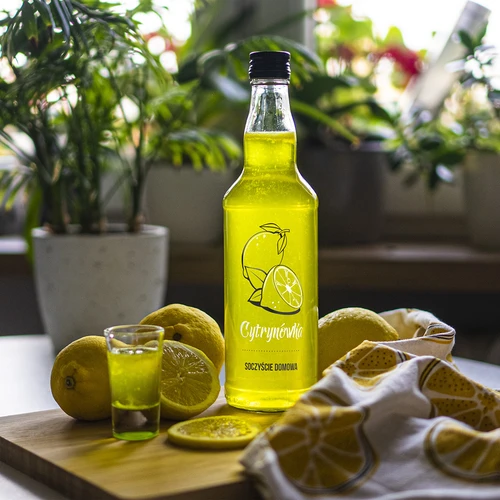 500 ml pudel keeratava korgiga ja trükiga Cytrynówka, 4 tk - 7