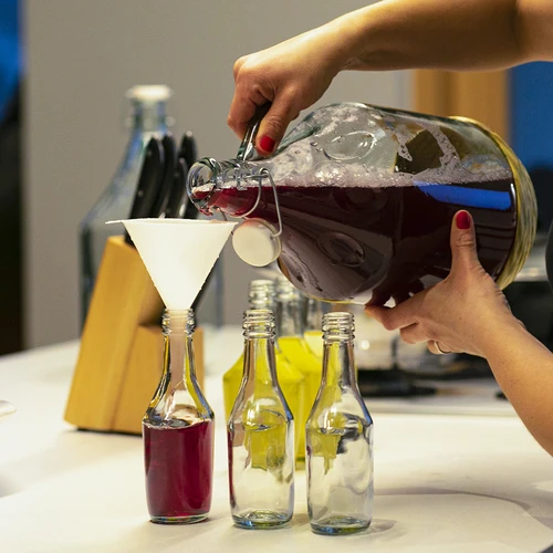 Damadžaan Dama 5L punutud ümbrisega, traadist sulgur - 3