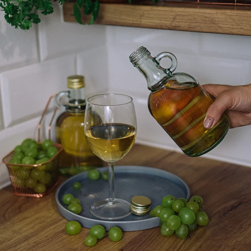 Gallone pudel ilma punutiseta, keeratava korgiga 0,5 l - 5