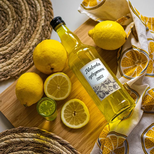 Iseliimuvad etiketid 60 × 90 mm pudelitele ja purkidele, puuviljade visand - 20 tk - 5