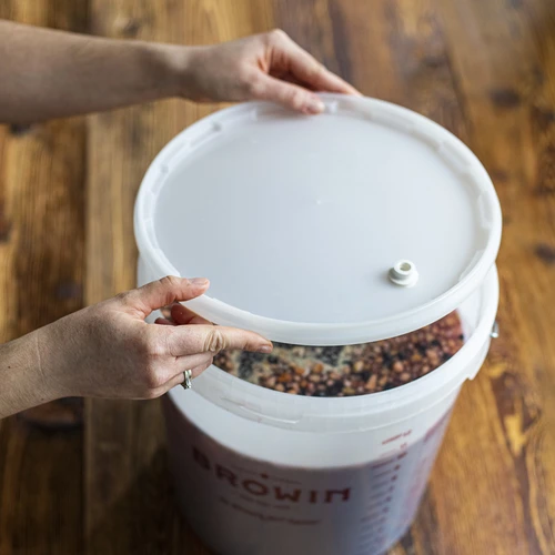 Käärimisnõu kaanega 30 L - 20