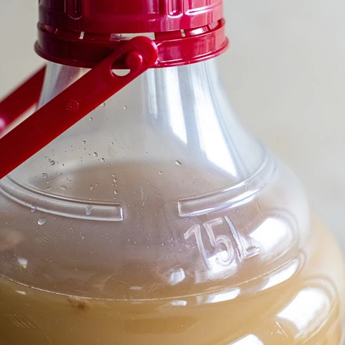 Kerge, purunemiskindel veiniballoon, käepidemega, 15 L - 13