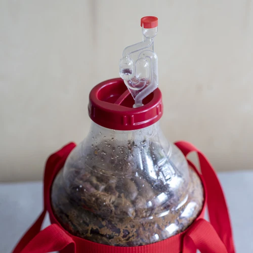 Kerge purunemiskindel veinidamidžaan kanderihmadega, 10 l - 14