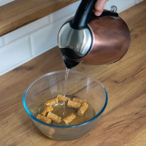 Looduslik kooniline kork fi16/21 mm - aglomeeritud - 100 tk. - 4