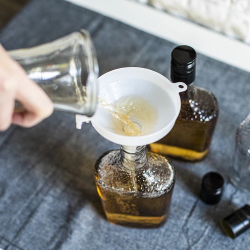 Plastikust lehter Ø 10 cm - 4