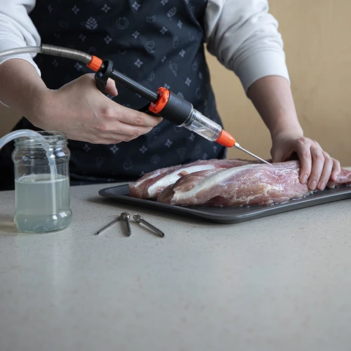 Poolautomaatne lihainjektor koos nõelakomplektiga ja voolikuga - 11