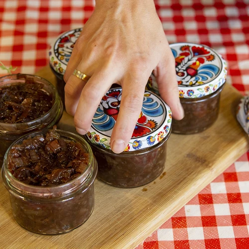 Purk TO 235 ml värvilise keeratava kaanega fi82 - 6 tk. - 13