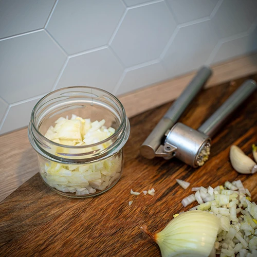 Purk TO 235 ml värvilise keeratava kaanega fi82 - 6 tk. - 16