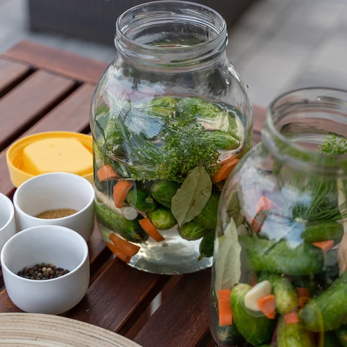 Twist-off purk 3 L ja plastikust keeratav kaas fi 100, käepidemega - 6