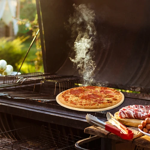 Ümmargune pitsakivi, valmistatud kordieriidist, läbimõõt 33 cm - 16