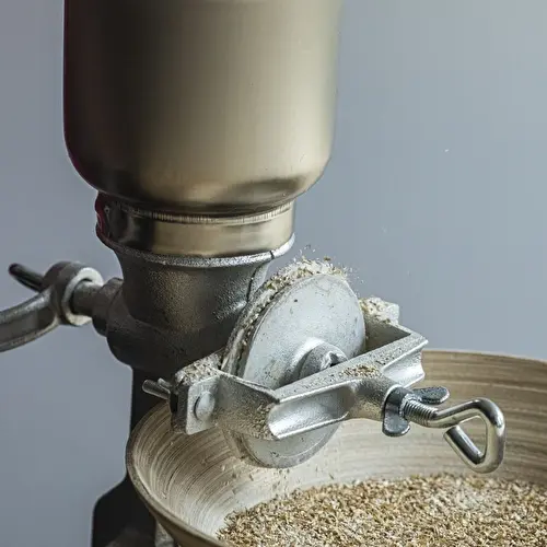 Universaalne teraviljaveski, lauapealne purustaja - 1 kg - 8