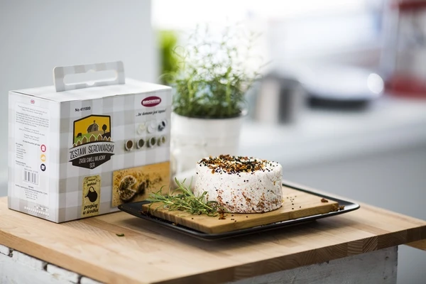 A’la koryciński juust tomatitega