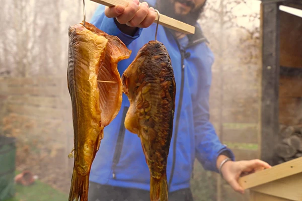 Suitsutatud karpkala