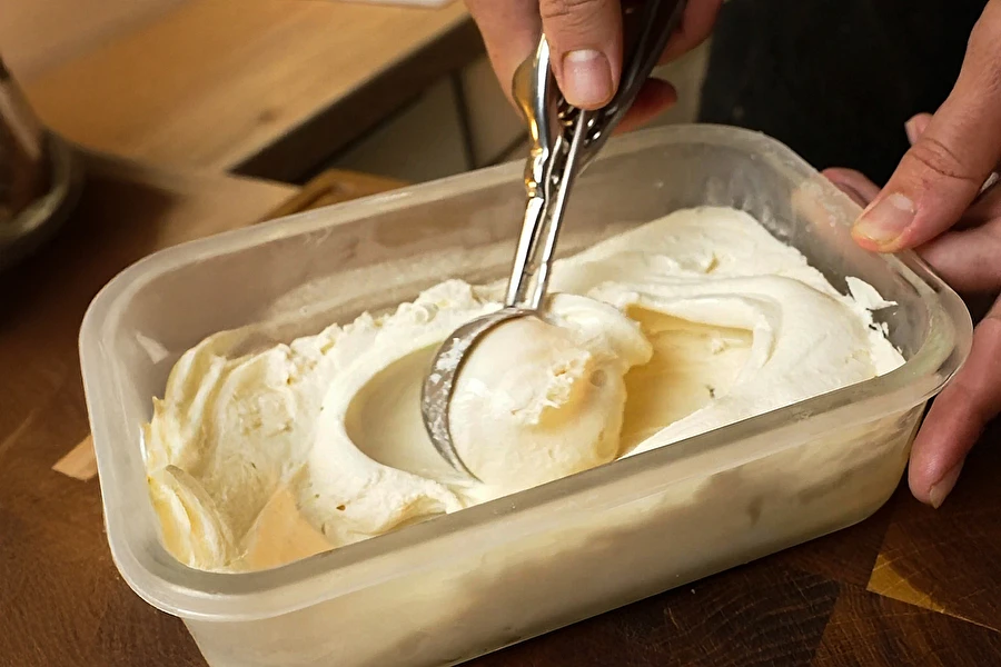 Koorejäätis konjakinoodiga