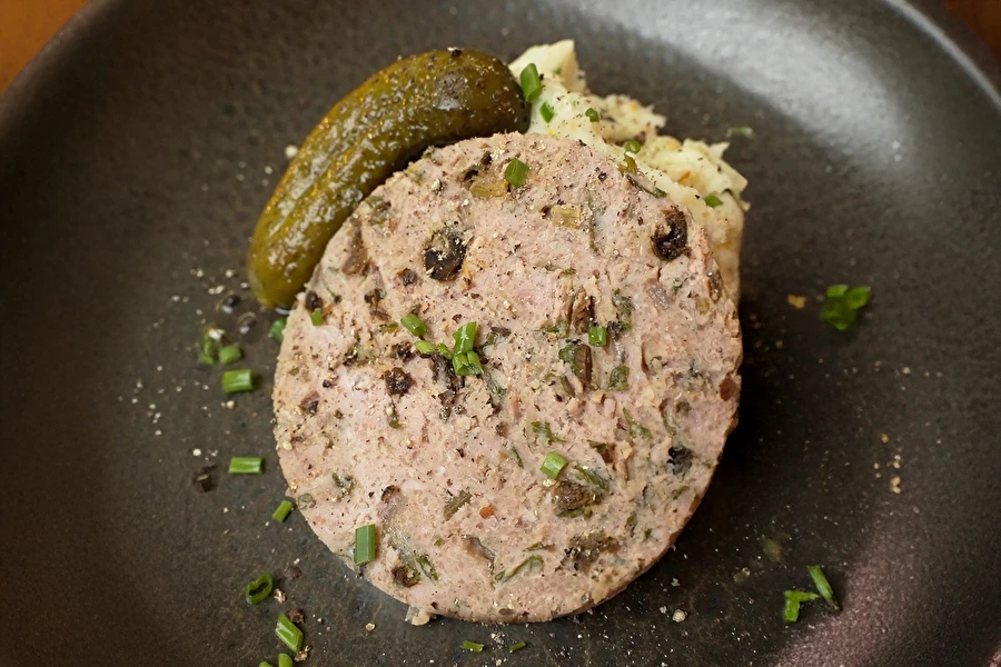 Browin Przepiśnik - Lõunakarp sealihapätsiga