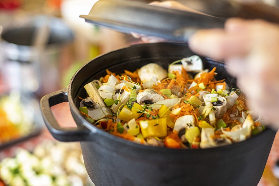 Browin Przepiśnik - Ühepajatoit lõkkepajast