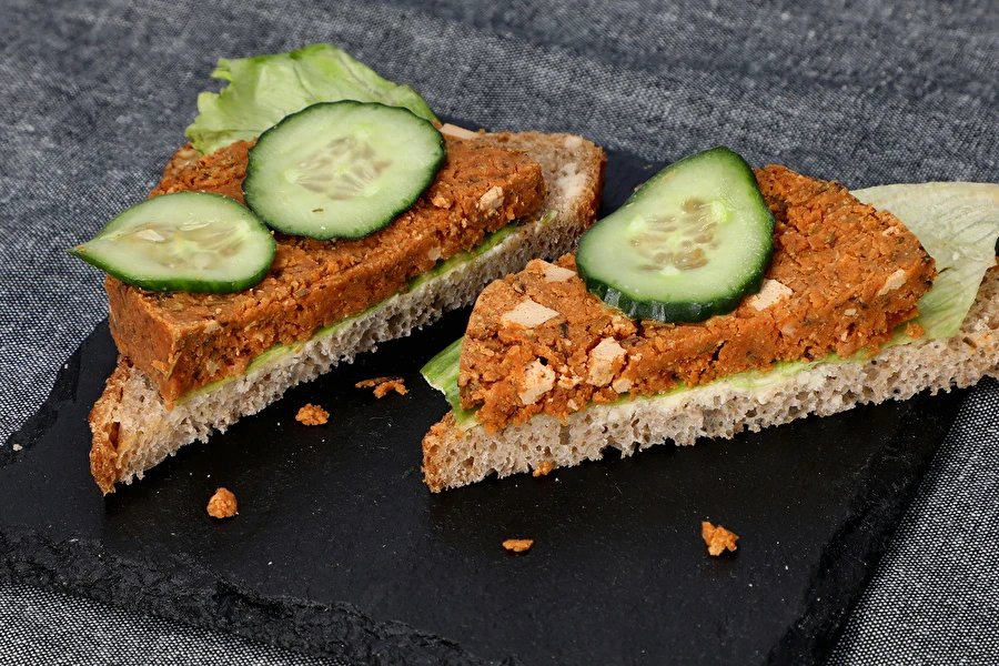 Browin Przepiśnik - Vegan "mortadella" sinkikeetjast